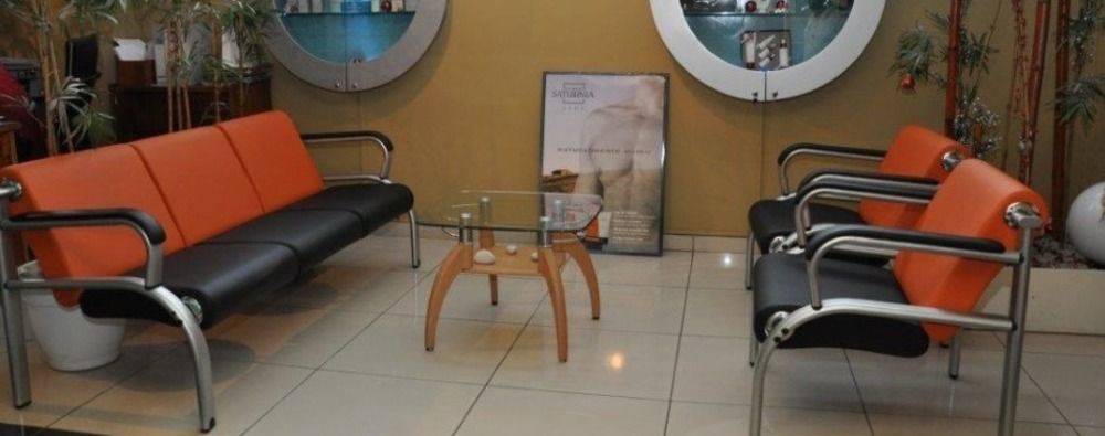 Apparthotel Ivotel Abidjan Esterno foto